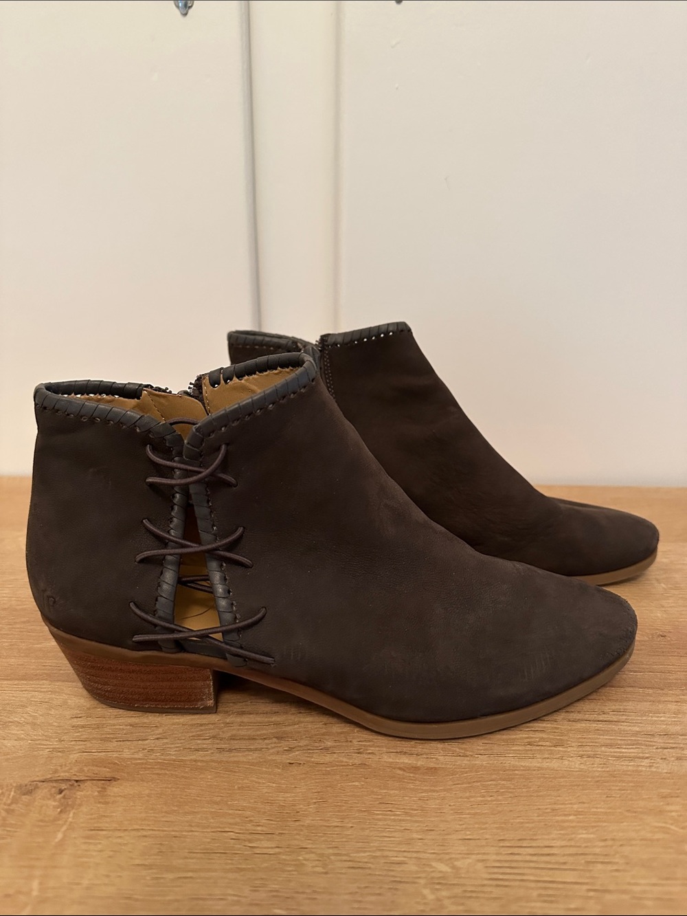 EUC Jack Rogers Women's Dark Brown Suede Ankle Booties with Side Lacing
